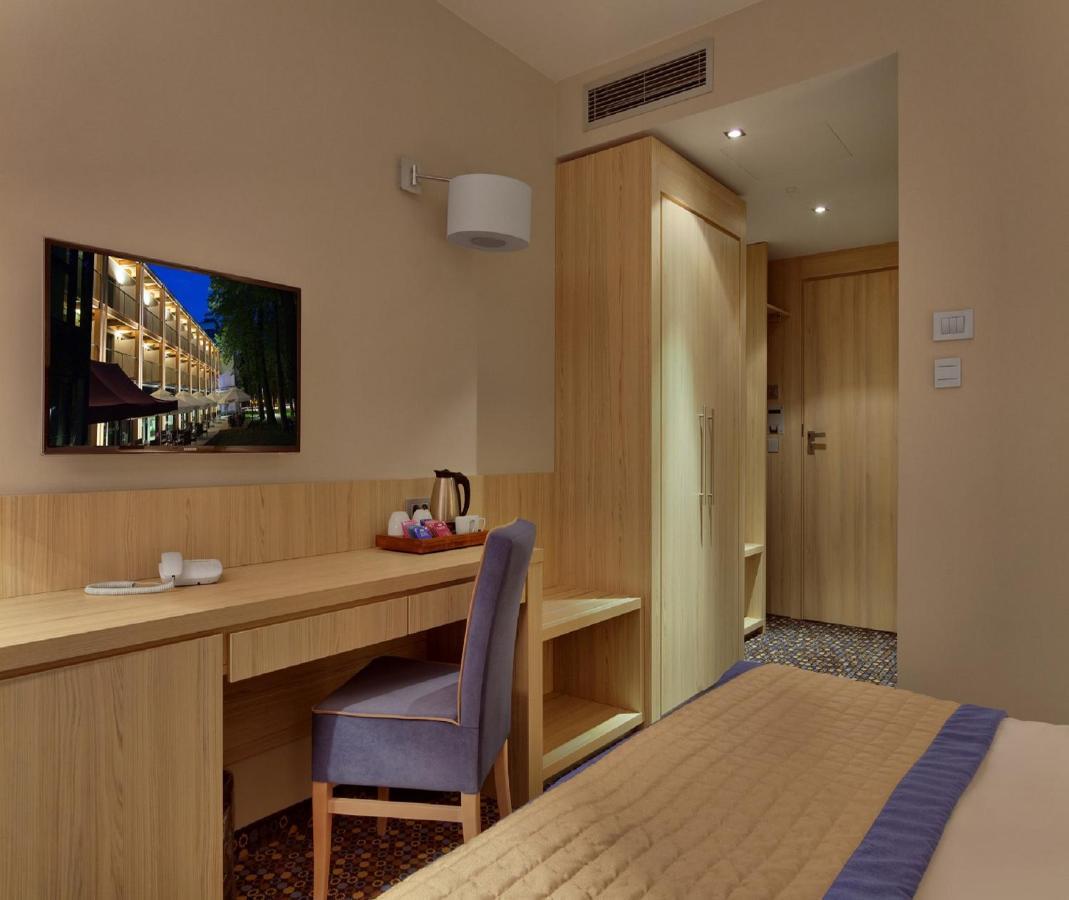 Bristol Art & Medical Spa Busko-Zdrój Buitenkant foto